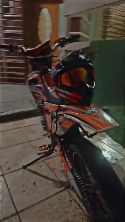 سلام عليكم قفاز للبيع كامله (300cc (crx 
محرك نضيف بشكل 
صالنصه كاربون ترعد
كفرات جديدة
ضفيرة شديتهة جديدة بلاد
ستيرن رياضي
نقصهة بس السلف 
الدراجه نص هندر تشتغل
درجه تاخذهة شرط وين متريد افحصهة
المكان زيونه مسبح الفردوس
رقم *********** متوفر واتساب فقط
