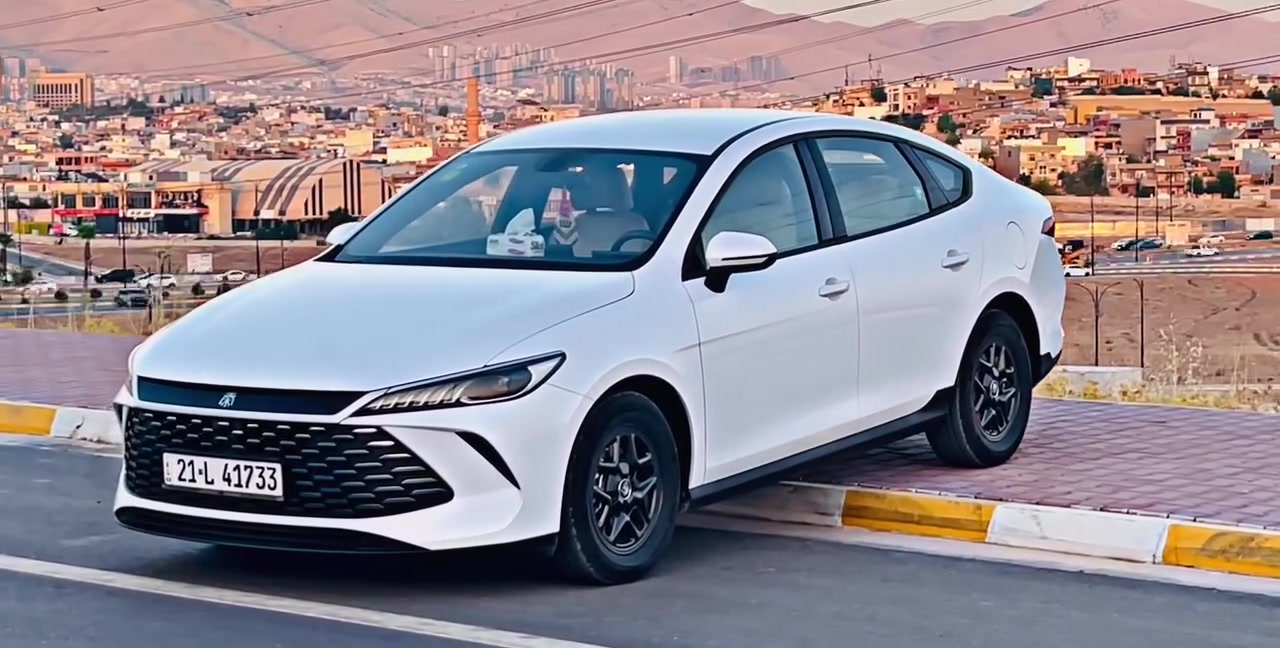 Byd qin plus 2025ناو زەرد٧هەزار ڕۆشتوە سعر ١٣٧$ژمارەی موبایل***********
