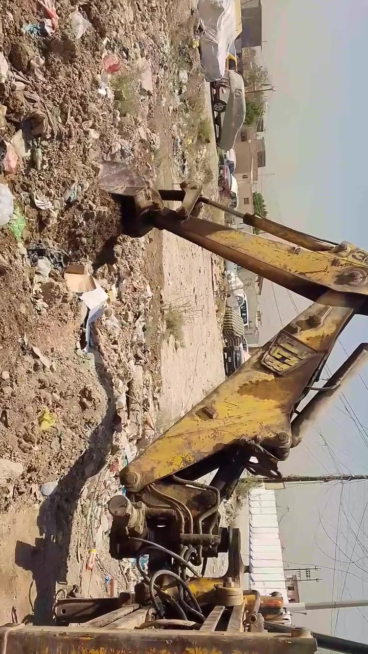 سلام عليكم ورحمه الله وبركاته
جي سي بي للبيع موديل 93
رقم بغداد راعيه امسافر يعني ابيع كوم حديد 
عنوان بغداد الدوره السعر 60 قفل هاتف ***********
