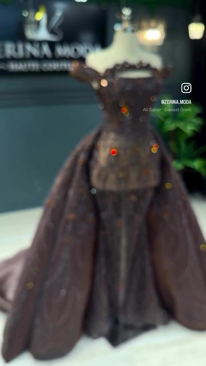 ملابس • للبيع