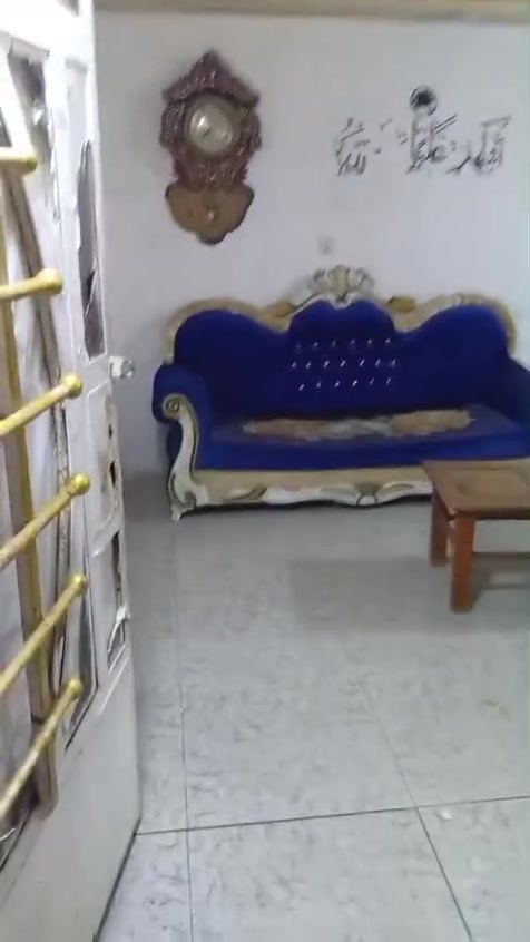بيت بتجاوز مال 120 خلف حسينيه ام البنين  كلش نضيف شوفت عينك والشراي يخابر سعره 8 ملاين يسوى أكثر بس متوازي ع بيعته ***********
سيراميك سقف ثانوي كلوبات دفن جدران سراميك ماي مجاري كله شغل درجه اوله 
بيت بتجاوز مال 120 خلف حسينيه ام البنين  كلش نضيف شوفت عينك والشراي يخابر سعره 8 ملاين يسوى أكثر بس متوازي ع بيعته ***********
