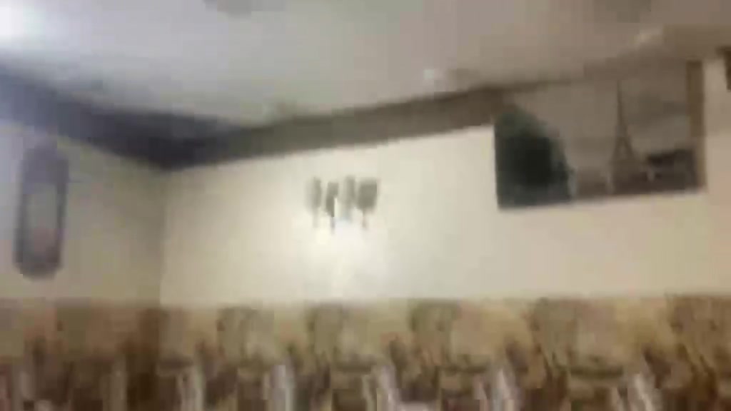 بيت للبيع منطقه الحسينية الضباط المساحه١٢٠للااستفسار على هذا الرقم ***********
