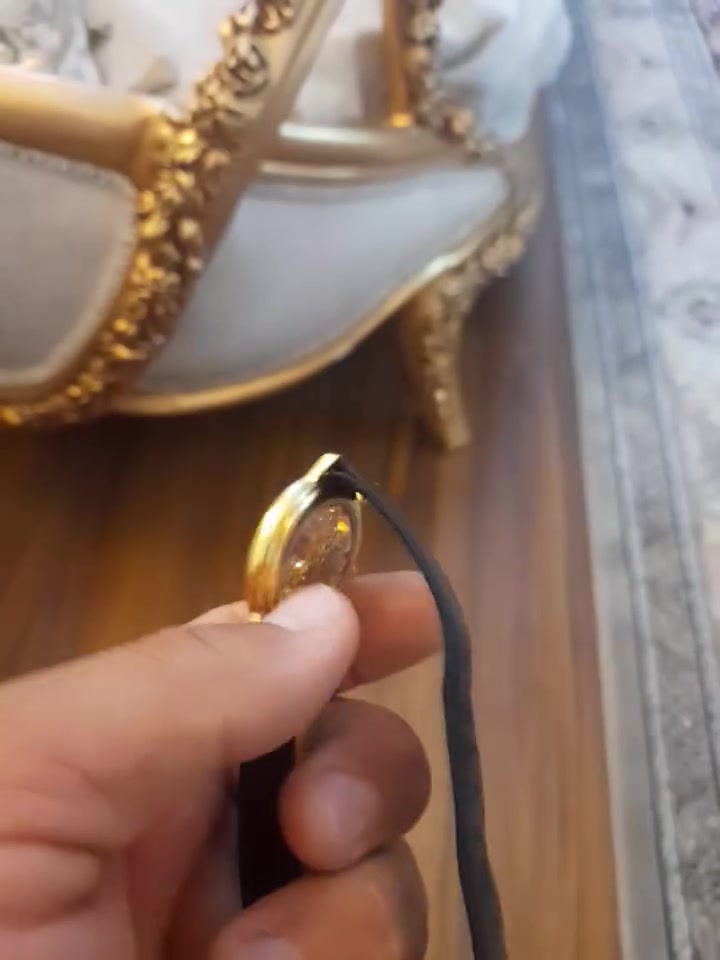 ساعه للبيع سويسريه اتصال على هذا الرقم ***********
