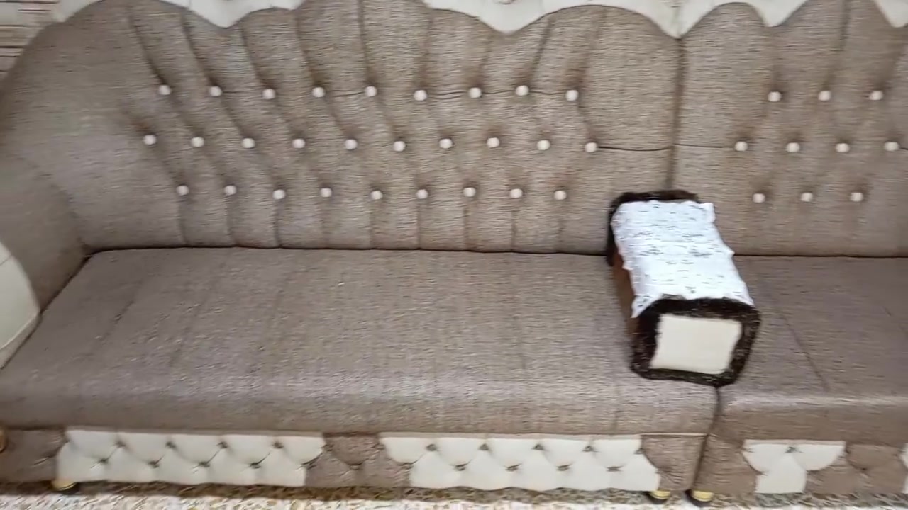 سلام عليكم يوجد لدينا ديوان نضيف جديد تواصل عل واتساب ***********
