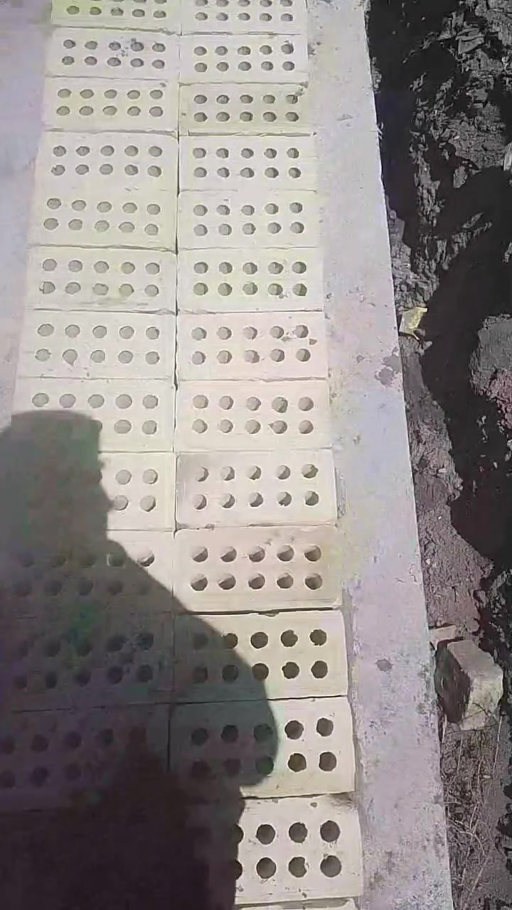 السلام عليكم خلفه بناء شغل درجه اوله وهندسي نشتغل مكطوعه وعلى اليوميه ب دارت اخوكم  ابو ملاك تواصل معنا على واتساب ***********
