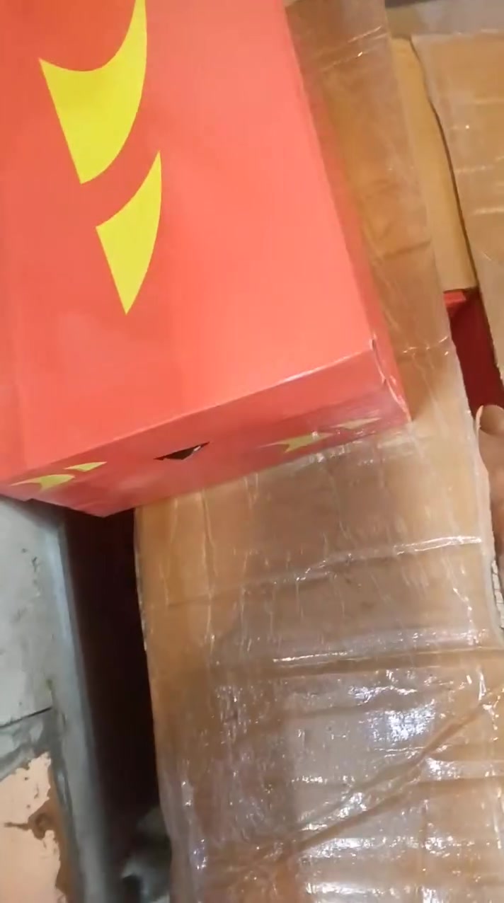 شلعة • كمية • ملابس