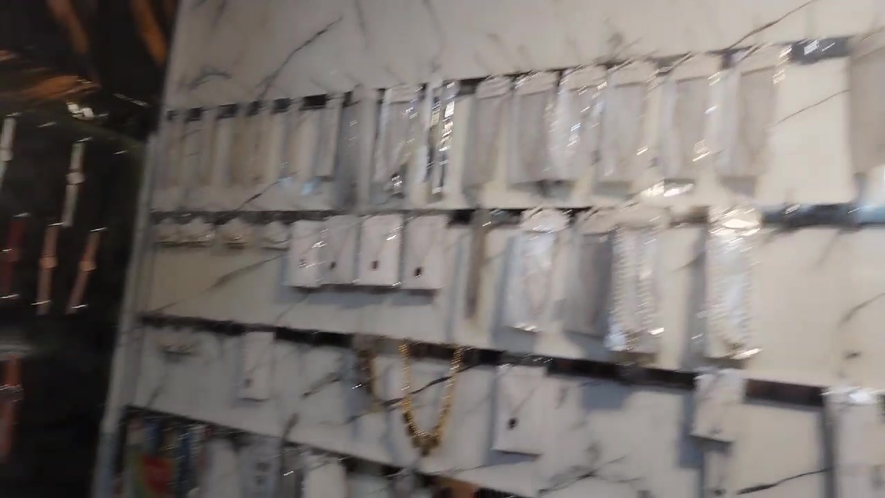 محل للبيع • كربلاء الحسينيه • بضاعة كاملة