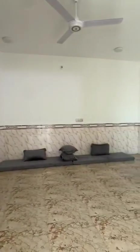 بيت للبيع • غرفتين • رمادي جزيرة البوذياب