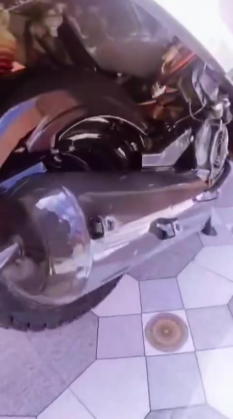 دراجه بريز ياباني 
مفتوحه مره وحده فقط 
دراجه كل كهربائياتها شغاله نكره سلف هندر 
سرعه ومعدل  
 السعر 325 الف وبيها مجال قليل 
‏‪***********‬‏
