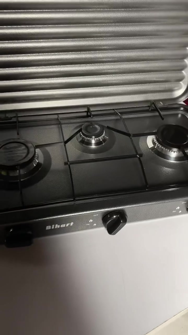 🔥🍳 طبخ سريع بكل مكان ويا طباخ الغاز العملي من Bihart!

تصميم فاخر وصغير، مثالي للبيت والرحلات، يوفر طبخ سريع وأداء قوي مع استهلاك قليل للغاز 💨

خفيف وسهل الحمل، مناسب للمطابخ الصغيرة والسفر 🏕️✨

للطلب مراسله الصفحه او الاتصال 
***********

لسعر 25000 مع التوصيل
