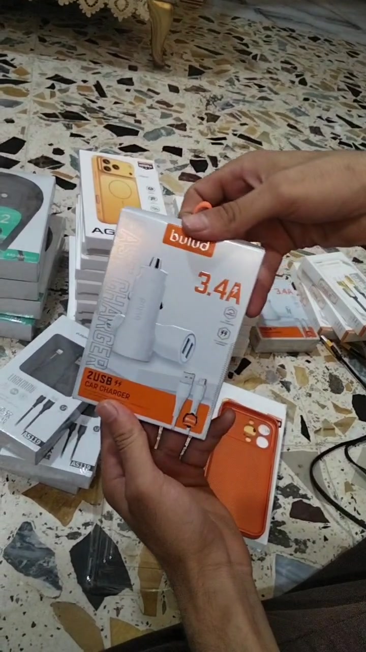 السلام عليكم عندي 80 قطعه مشكله من هذني الاستفسار ع خاص غراض حلوه ونضيفه وبالكراتين