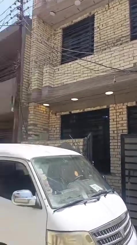 سلام عليكم بيت للإيجار الشرطه الخامسه يحتوي على ٣ غرف مطبخ وصاله وحمام بيت جديد وكل كامل بدون نقص اي شي 
***********
