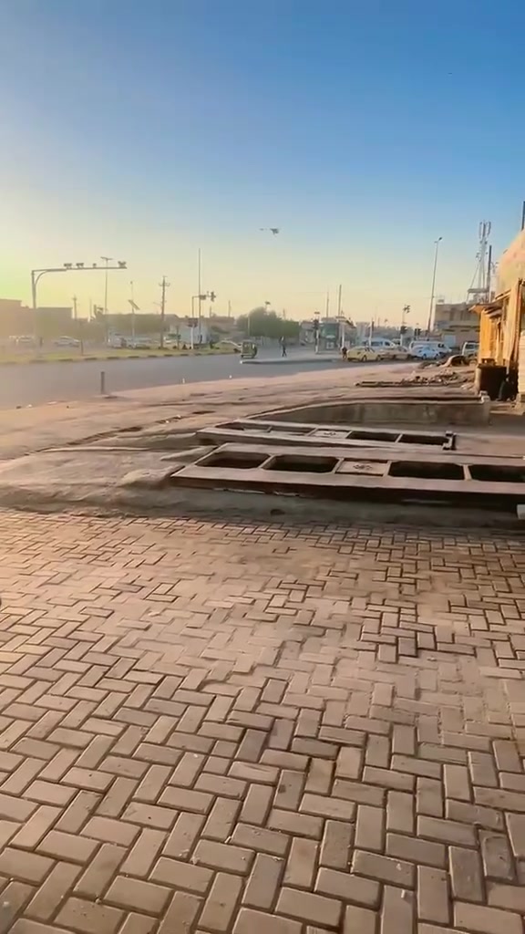 سلام عليكم بيت لبيع منطقه ابو درع اول فرع مقابل قطاع ٧٩
مساحه البيت ١١٠ طابق واحد 
كامل مكمل ما بي اي نقص 
جاهز من كلشي بيت جديد 
كراج سياره بي السعر ١٠٥ وبي مجال 
***********
