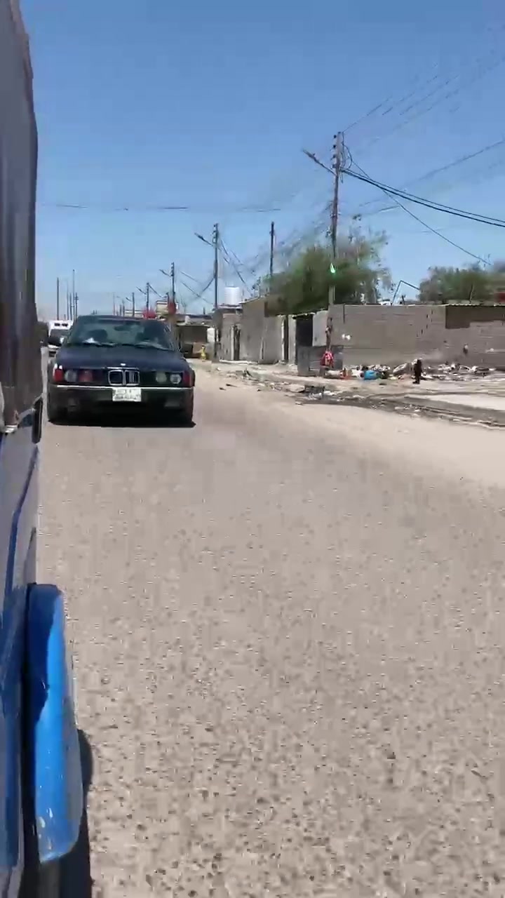 بي ام لبيع اصولي
السلام وعليكم بي ام 730 سياره نضيفه وخير من الله السياره تخبل حليوه بسم كردي وعدي وكاله وكردي موجود ويمته مايعجبك تحول السياره بيه ولفات معوجه وفاتح كاوره بس ما سويهن الماديه شويه  يكلف 100السياره تخبل دواخل تحبل المكان بصره السعر 30وبيه مجال *********** شعدك نزل قابل ل مراوس
