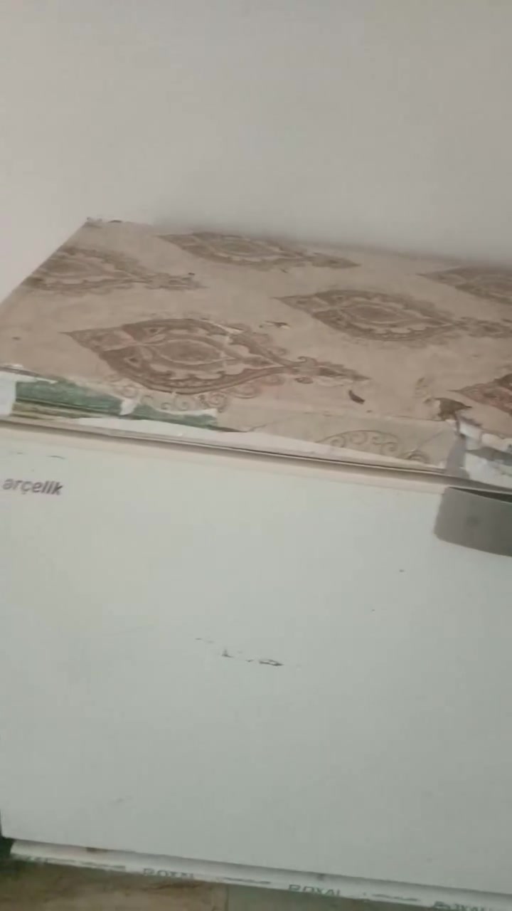 السلام عليكم مجمده ارجيلك حجم كبير شغال شرط التجميد للبيع العنوان كركوك للتواصل ***********
