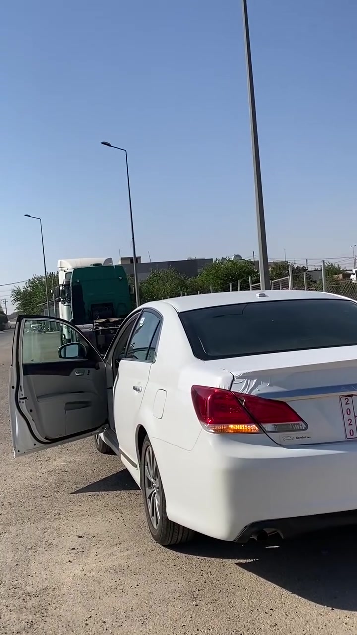 ئەڤەلۆن مۆدیل ٢٠١١مانگی ٩ تازە تایەی تازەی کراووتە سەر کامل سێرڤس کراوە هیچی نوقسانی تیا نیە بەس لێ خوڕینی ئەوێت بۆ زانیاری زیاتر پەیوەندی بەو ڕەقەم تولوفونەوە بکەن ***********

