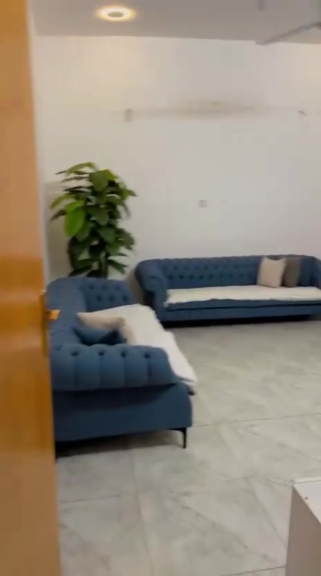 دار سكن زراعي مساحه ١٠٠متر 
بناء حديث

العنوان المدائن منطقة الورديه 
شارع ماهر 
***********
