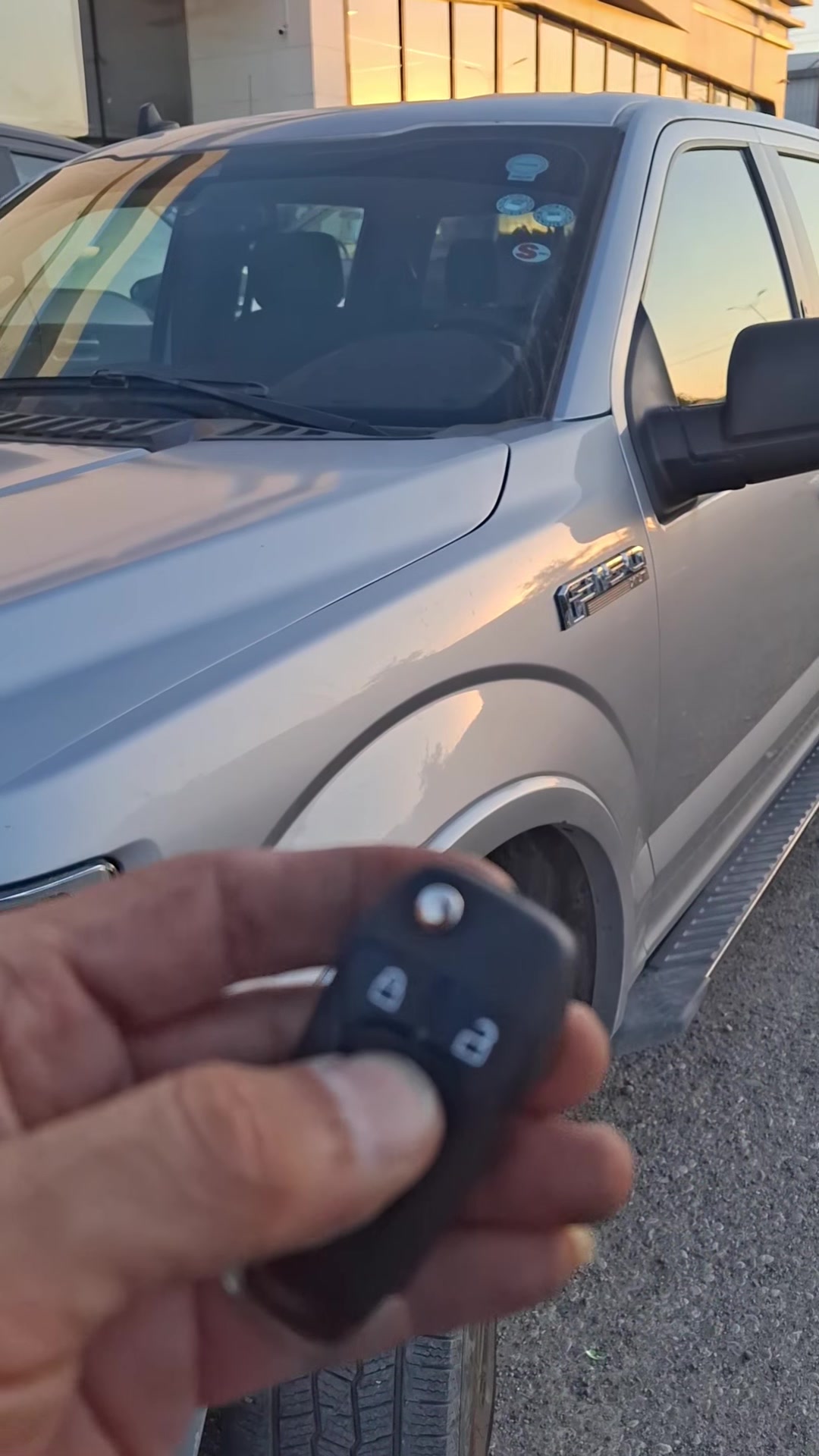 اضافة تشغيل عن بعد بلاد F150 2019
اربيل ١٠٠ متري داخل بنزين خانة FB Oil
متواجد :
يوميا من الساعة ٥ العصر الى ٩ ليلا
الخميس من ٣ العصر الى ٧ ليلا

***********
