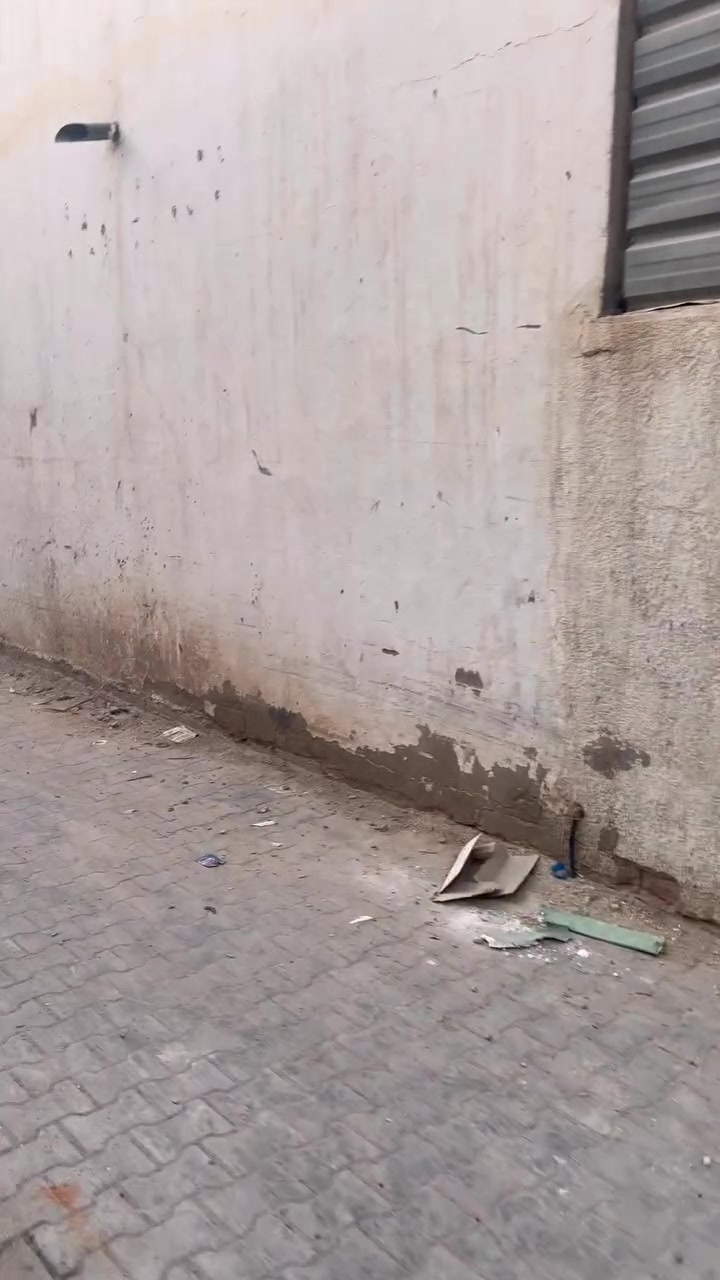 دار للبيع
العنوان الكوفة منطقة السراي
قرب مقام النبي يونس (ع)
المساحة 203 متر مربع
جنس العقار ( ملك صرف)
التواصل واتساب فقط
( *********** )
