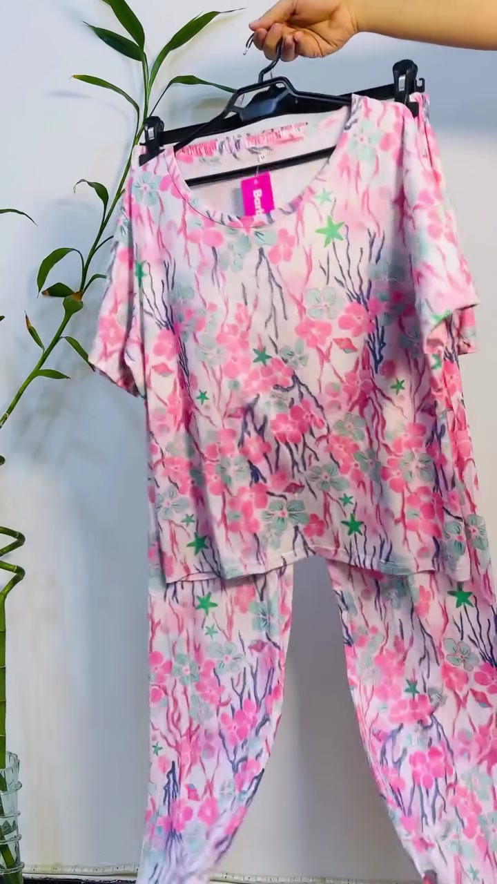 سعر : 7 الاف
تراك نسائي صيفي كوالتي عالي 3 قطع

قياسات : M/L\XL/2XL

توصيل البصره 3 المحافظات 5
للحجز او الاستفسار مراسلتنا_دايركت _او على_الواتساب: ***********
#بصرة #متجر_الكتروني
