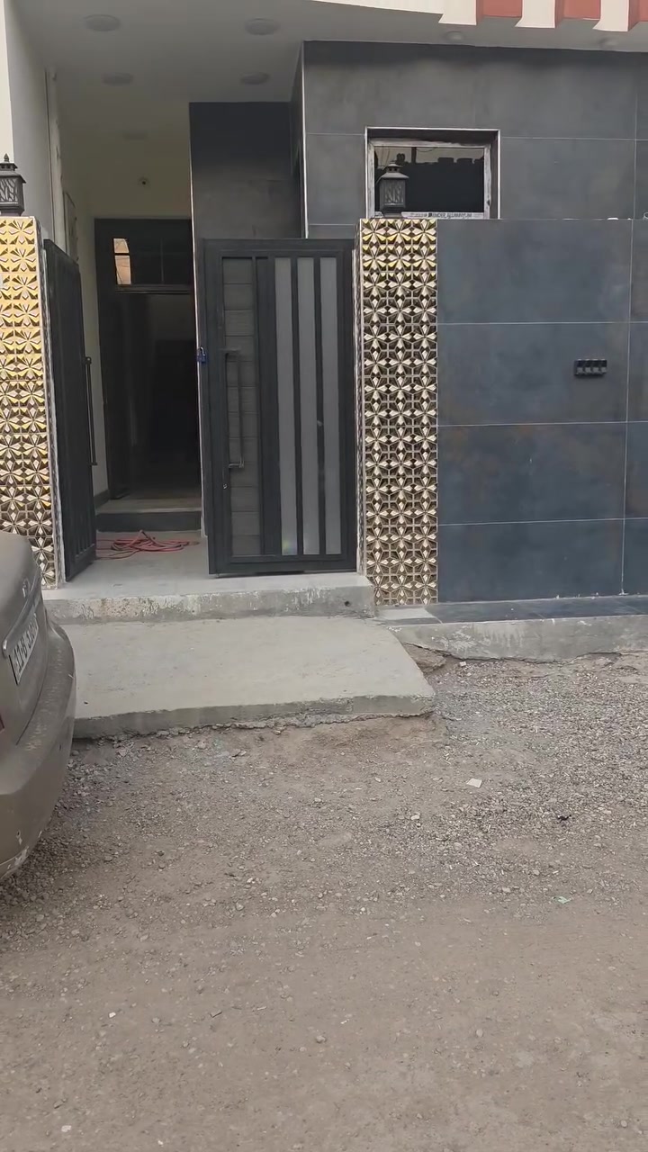 بيت للبيع ١٠٠ متر طابقين  زراعي باب الحارة ٣غرف نوم استقبال صالة مطبخ صحيات للطابقين للاستفسار مراجعة مكتب عماد كاظم موظفين مقابيل مدرسة نون والقلم الاهلية للاتصال ***********
***********
