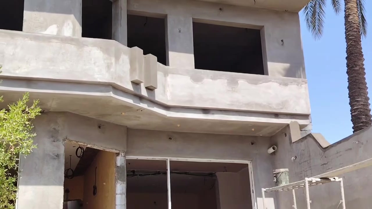 محتاج ساقول مضبوط 
شغلي بتقاطع القدس 
ساقول بحيث يريد يشتغل مو يبقة
 بيش ساعة تحل وبيش ساعة تطلع 
طالعين أريد نعيش اكثر شي لل ٣ اضل 
واطلع من صبح 
***********لباخ بعقوبة
