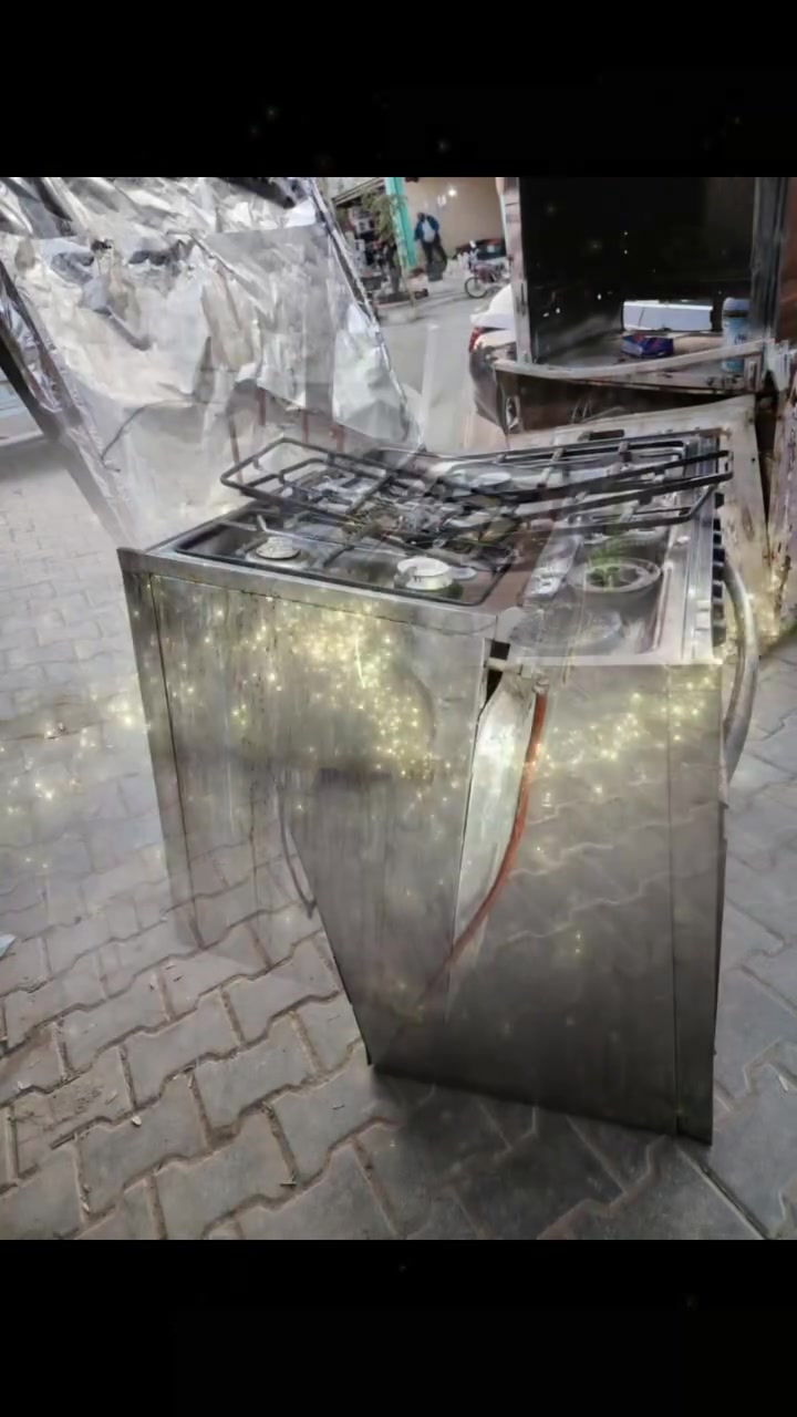 ورشة الحسنين لصيانة الطباخات 🛠️ بأحدث الطرق الحديثة تجدونها عندنا! 🛠️ 🌟 شعارنا: نحن لسنا الأفضل، ولكننا متميزون! 🌟 👷‍♂️ تصليح الطباخات المصرية والإيطالية، القديم والجديد. #دز_طباخك_قديم😳🙃 #تستلم_طباخك_جديد 🥰💞 #تنظيف_بوليش_تلميع_تجديد القديم والجديد 📍 طويريج، حي العسكري، شارع المصتوصف. لدينا جميع المواد الاحتياطية الأصلية. للاستفسار، راسل الصفحة أو الاتصال على الرقم: *********** بإدارة حسنين عادل.
