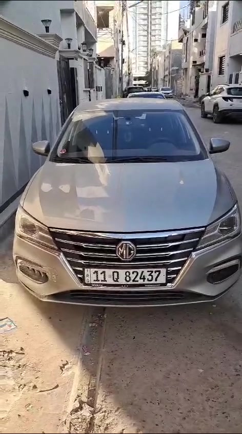 عندي امجي ٥  ٢٤ لون رصاصي ماشيه ٥٠ الف رقم بغداد بدون اي حادث او صبغ ضمان شركه تبديل دهن وكلشي صيانه بالشركه سعره ١٥ مليون الي يريده بيع فقط *********** العنوان بغداد المنصور
ملاحظه فقط شخوط بالدعاميات
