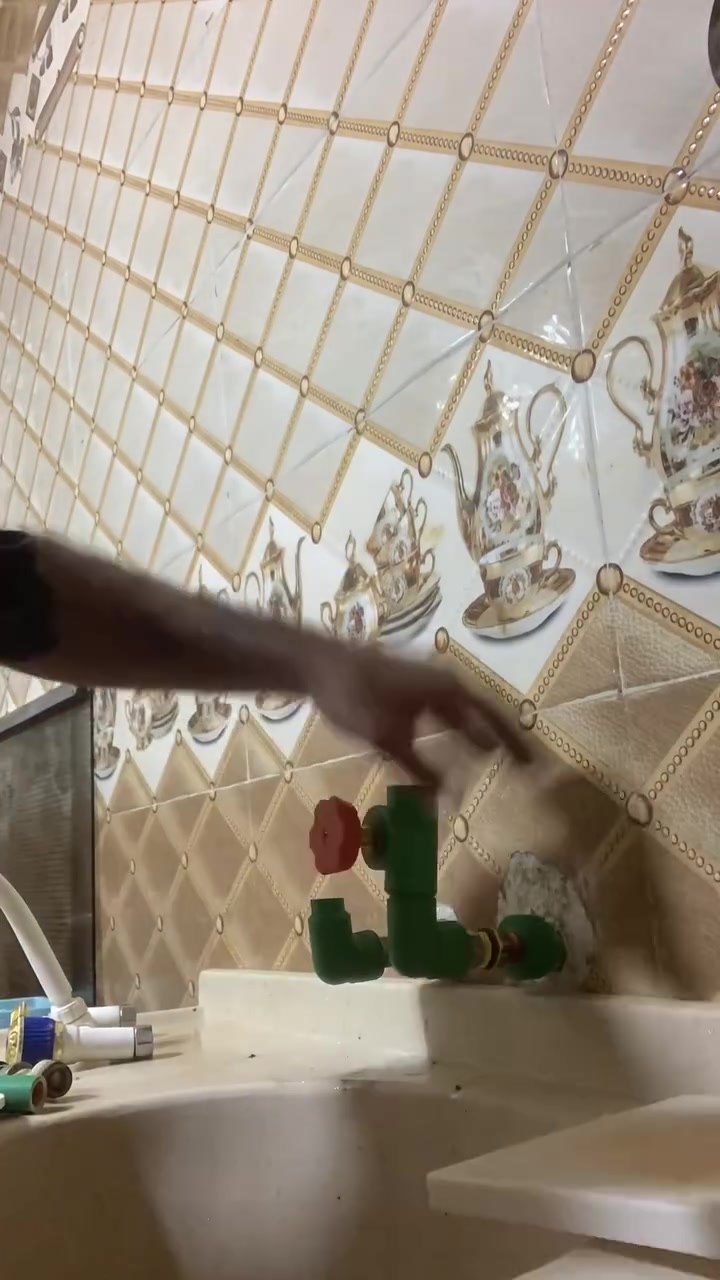 بعدك تبدل خلاط سنك نزل الجديد 
السعر ٢٥
***********
