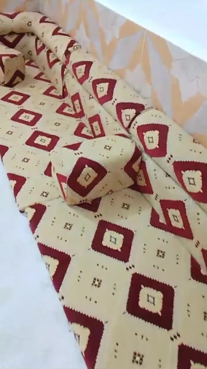 سلام عليكم كعده عربيه نضيفه كدام العين المسحاحه مالت الكعده 18/80متر
المكان بصره تنومه شط العرب 
السعر 450 وبي مجال 
الاتصال على الرقم 7727133204
