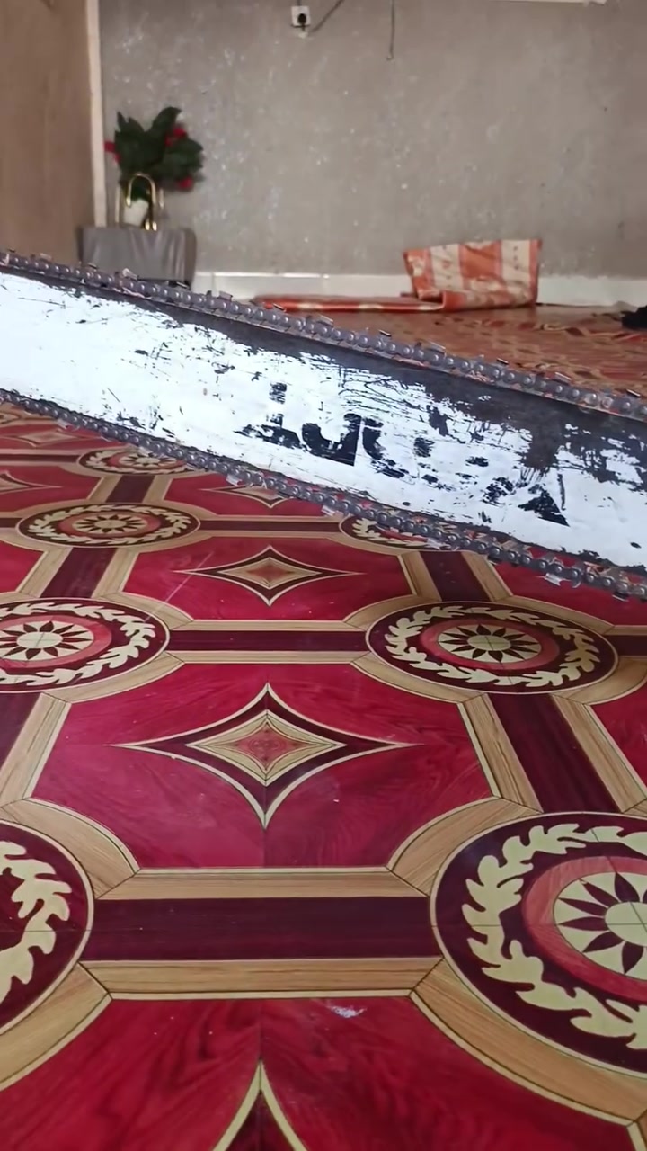 السلام عليكم  . منشار خشب تركي بانزين للبيع العنوان بابل
السعر 500 أو بي مجال 
الهاتف  . ***********
