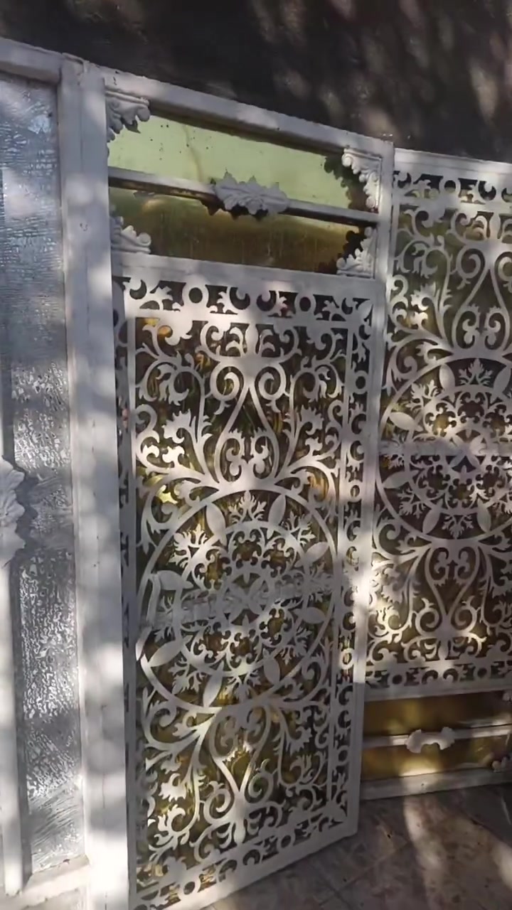 سلام عليكم خوان عدي هذن لبيبان ثنين باب وربع واحد بس باب لبيع لستفسار لانتصال ع رقم *********** هاذ واتساب ***********
