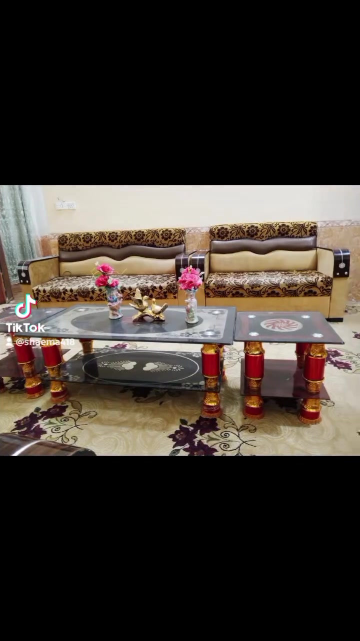قنفات للبيع عدد 7 السعر 250 وبي مجال النجف الاشرف /المشخاب 
للتواصل مع الرقم ***********
