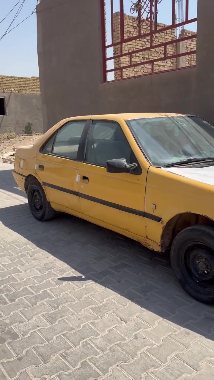 بيجو للبيع السعر 9 قفل مستعجل بسعر دراجة السيارة كير مكينة جدد لا تبخير ولا تنقص امبيثري وسماعات لايتات بكلايتات كلهة شغالة سنويه عظم راعيهة موجود بلنجف راح رقمة ومادورتة ابيع عله وضعهة السياره خير من الله بدون مراوس بيع فقط نقد مكاني بلرميثة ***********

