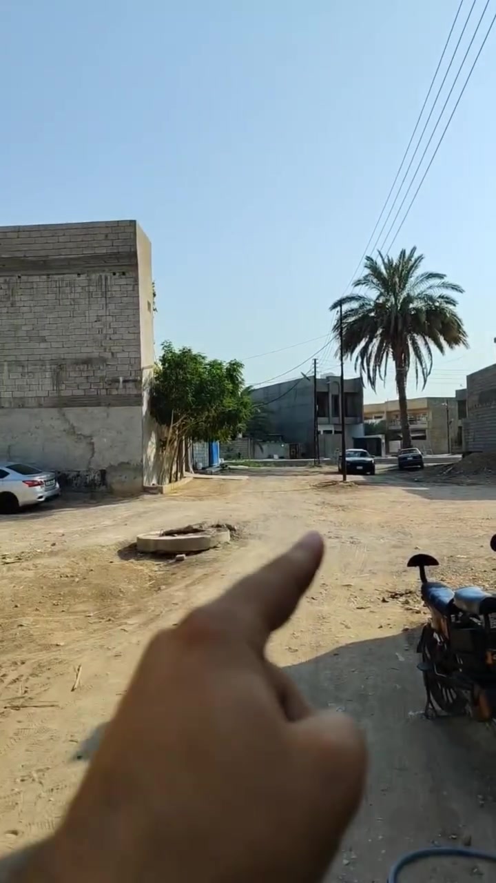 🏠 فرصة مميزة – دار للبيع 🔥

📍 الموقع: أم الكرفس – نهاية فرع مدرسة حماة الوطن
📐 المساحة: 108 م²
📏 الواجهة: 6 م | النزال: 18 م
📜 جنس الأرض: طابو زراعي – سند 25

✨ تفاصيل العقار:
• استقبال واسع
• صالة مريحة
• 3 غرف نوم
• مطبخ عملي
• صحيات داخلية وخارجية

💰 سعر مغري ومناسب جداً مقارنة بالموقع والمواصفات

📞 للاستفسار والتفاصيل: ***********
