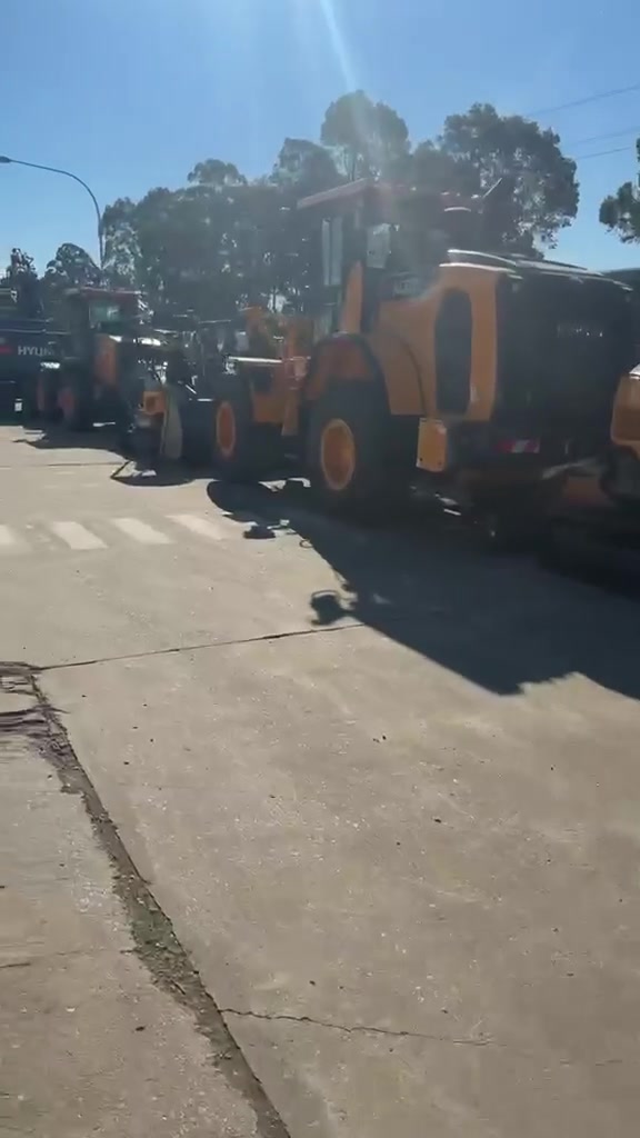 🚜🇦🇺 معدات ثقيلة وزراعية من أستراليا إلى العراق 🇮🇶

تريد معدة قوية بسعر مناسب؟ لا تشتري قبل ما تقارن! 🔥

نوفر لكم إمكانية الحصول على معدات ثقيلة وزراعية من أستراليا، مع خيارات متعددة حسب النوع والموديل والحالة، وبأسعار منافسة جداً.

🔸 كريدرات — لأعمال التسوية والطرق
🔸 شفلات ولودرات — للمشاريع والتحميل
🔸 حفارات — لمختلف الأعمال الإنشائية
🔸 رافعات — للمشاريع والمقاولات
🔸 تراكتورات وآلات زراعية — لخدمة المزارعين
🔸 ومختلف أنواع المعدات الثقيلة

💰 أسعار منافسة وفرصة للحصول على فرق سعر عن السوق العراقي، حسب نوع المعدة وموديلها وحالتها وتكاليف الشحن.

📦 نساعدك باختيار المعدة المناسبة ومعرفة تفاصيلها قبل الحجز.

📞 للحجز والاستفسار:
***********

📲 راسلنا بنوع المعدة اللي تحتاجها، ونوضح لك الخيارات والأسعار.

معدات مناسبة لمشروعك تبدأ من اختيار صحيح. 🚜🤝

#معدات_ثقيلة #معدات_زراعية #كريدرات #شفلات #حفارات #رافعات #تراكتورات #استيراد_من_أستراليا #معدات_العراق #مقاولات #زراعة
