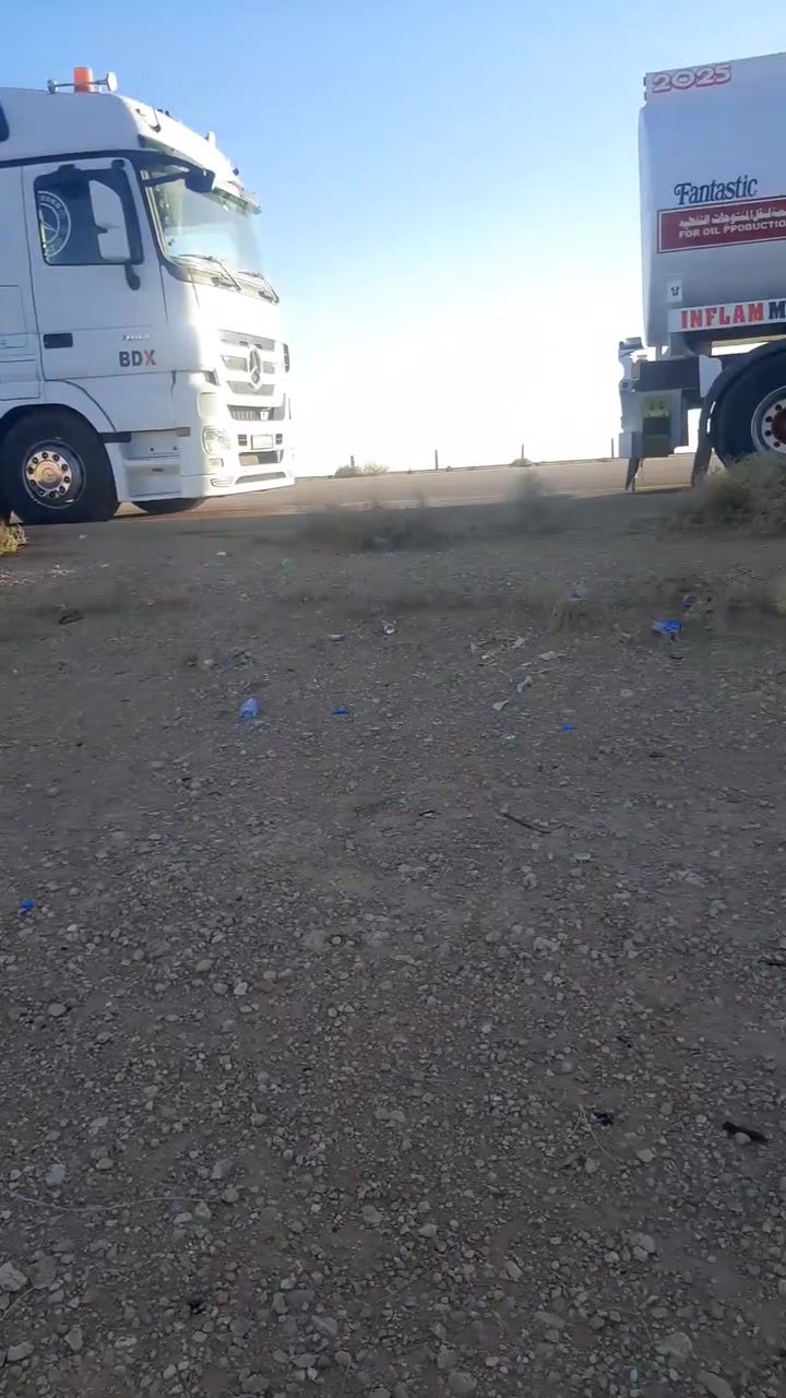 ا
ما بعد السلام 

اكسور للبيع ٢٠٠٢ شمعه كير كهرباء محرك شاصي اكسل كله شرط سياره جاي تشتغل عل سوريه سعر 290 تك تاير مسجله بل سنويه وا مسويه مزوج رقم الهاتف
***********
