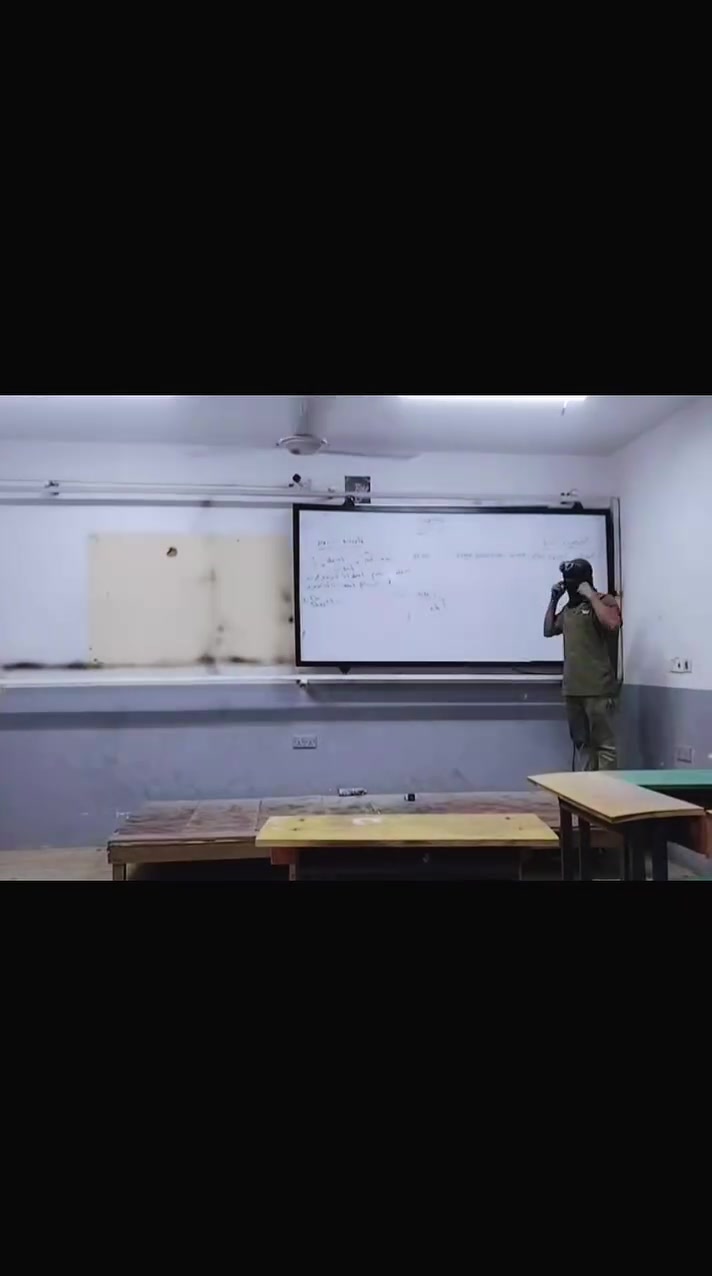 درع شاشة • حدادة المدينة • قالب تركي