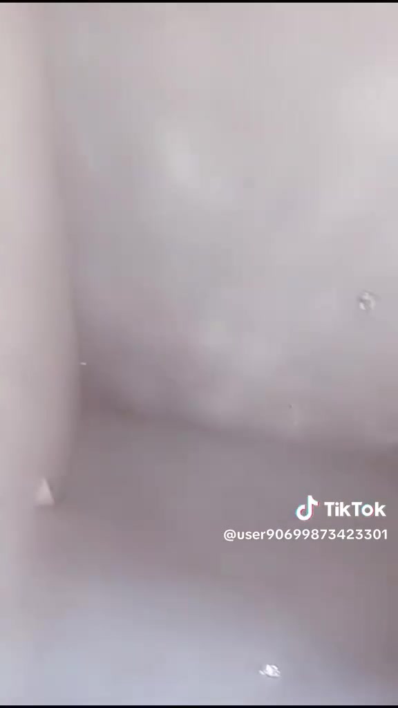 سلام عليكم شباب اي واحد عنده بيت لبخ لمتر ٣هارقمي ***********
