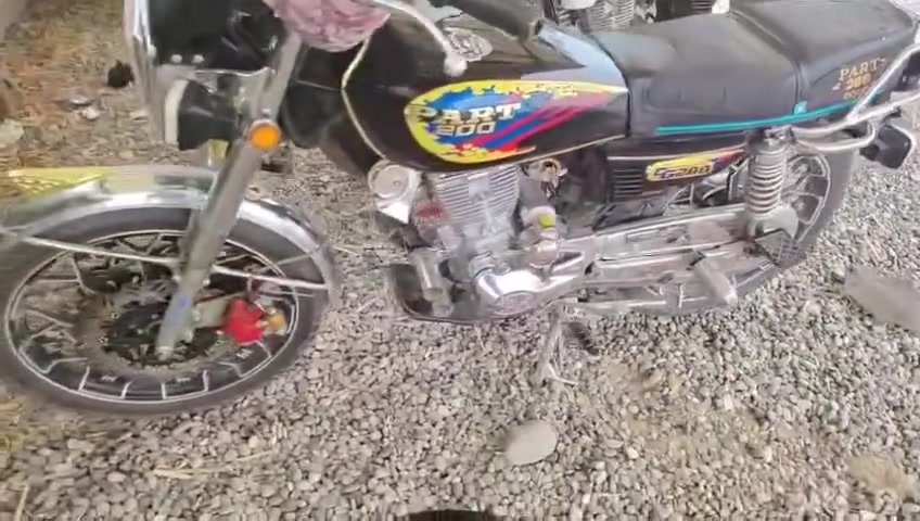 ماطور للبيع بارت عيتاني محرك 200cc مديل 2025منفيس موجود ***********
