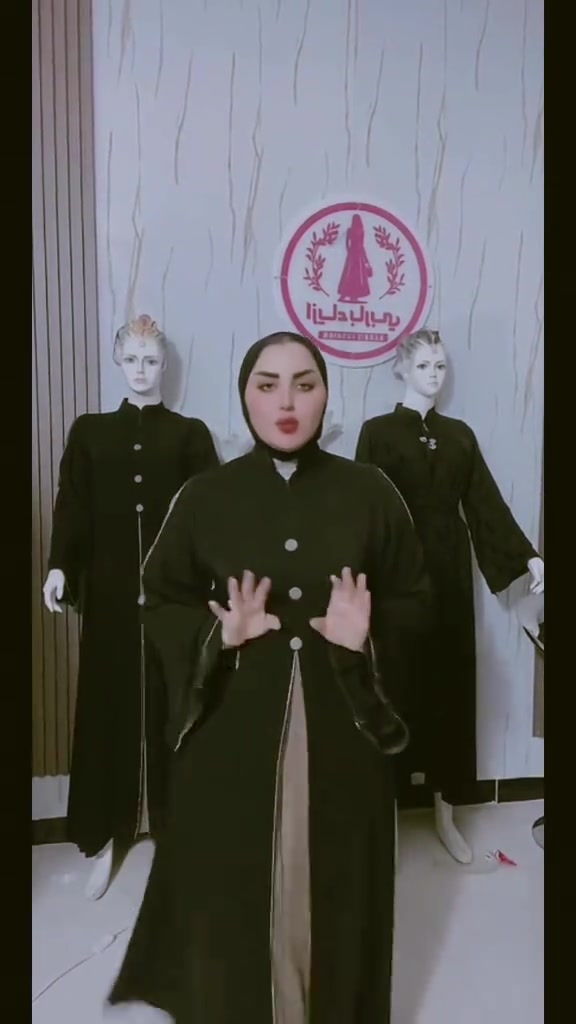 عبايات خليجية • باربي • ملابس