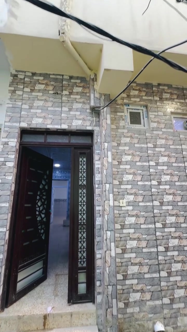 #مكتب اسطنبول للعقار✅💯✅↪🏠🏠↩
#للبيع 🏠🚪🪟🚪
بيت مساحة ( 42 )متر   طابقين)  (سند طابو ملك صرف)

  (بأسم شخص واحد )👍

🏷️🗝️↔️🔑↪↩ موقع مميز مناسب جدا جدا 
🛻🛻🛻 سياره تكف يم الباب✅👍
،،،،،ـــ.......ـــــ......ــــ،،،،،
#عنوان_البيت ↘️ ✅↪
⬅️ الساحل الأيمن✅ ↩
  
❤    (منطقه  الأ حمديه) قرب (جدا على مجسرالخامس) ✅

    (يتكون من( 3) غرف نوم)  قريب على شارع العام  جدا 

❤    (صحيات) و(حمام) و(مطبخ)❤

  ✅ بناء حديث ✅🤍🤍👍

(  بورسلين و  سيراميك)🤍🤍✅

✅   شرط التحويل ✅↩🏠↪🏠↩🏠↪

  
  ✅👍👍❤✅❤✅❤
`
~....`~.....`~.....`~ ❤🌹❤🌹❤✅

للاستفسار الاتصال📞 بالارقام التالية❤✅
***********📞
***********
#مكتب_اسطنبول_للعقار 👍
شارع الفاروق مقابل مسجد العراقي .🕌✅👍👍✅
