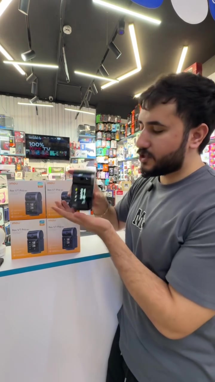📹 كاميرا المراقبة الداخلية IMOU Rex VT Pro 5MP

🔹 دقة فائقة 5MP للحصول على صورة واضحة وتفاصيل دقيقة.
🔹 Video Intercom — تواصل صوتي ومرئي ثنائي الاتجاه.
🔹 Pan & Tilt — إمكانية تحريك الكاميرا ومراقبة المكان من زوايا متعددة.
🔹 شاشة ذكية مدمجة لعرض الوقت والمعلومات والتفاعل بسهولة.
🔹 مراقبة داخلية ذكية مناسبة للمنزل، المكتب، المحل وغيرها.
🔹 استمرار العمل بعد انقطاع الكهرباء بفضل ميزة التشغيل غير المنقطع بعد انقطاع الطاقة.
🔹 تصميم عصري وأنيق يناسب مختلف الديكورات.
🔹 من IMOU.

📍 متوفرة الآن لدى المخزومي للإلكترونيات

المخزومي للإلكترونيات
✨ وياك لأنك تستحق الأفضل ✨

📍 العنوان: النجف – شارع غري نفط
📞 للاتصال: ***********

