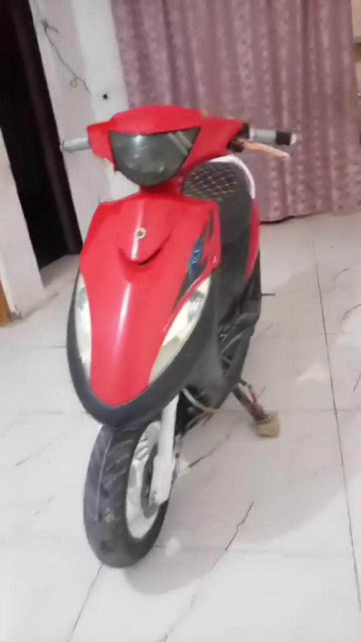 اسلام عليكم شباب دراجه ماكس عدله للبيع شغاله سلف وهندر ودراجه نضيفه السعر 400 وبيه مجال...شراي خاص او دك عله هذه رقم.***********
