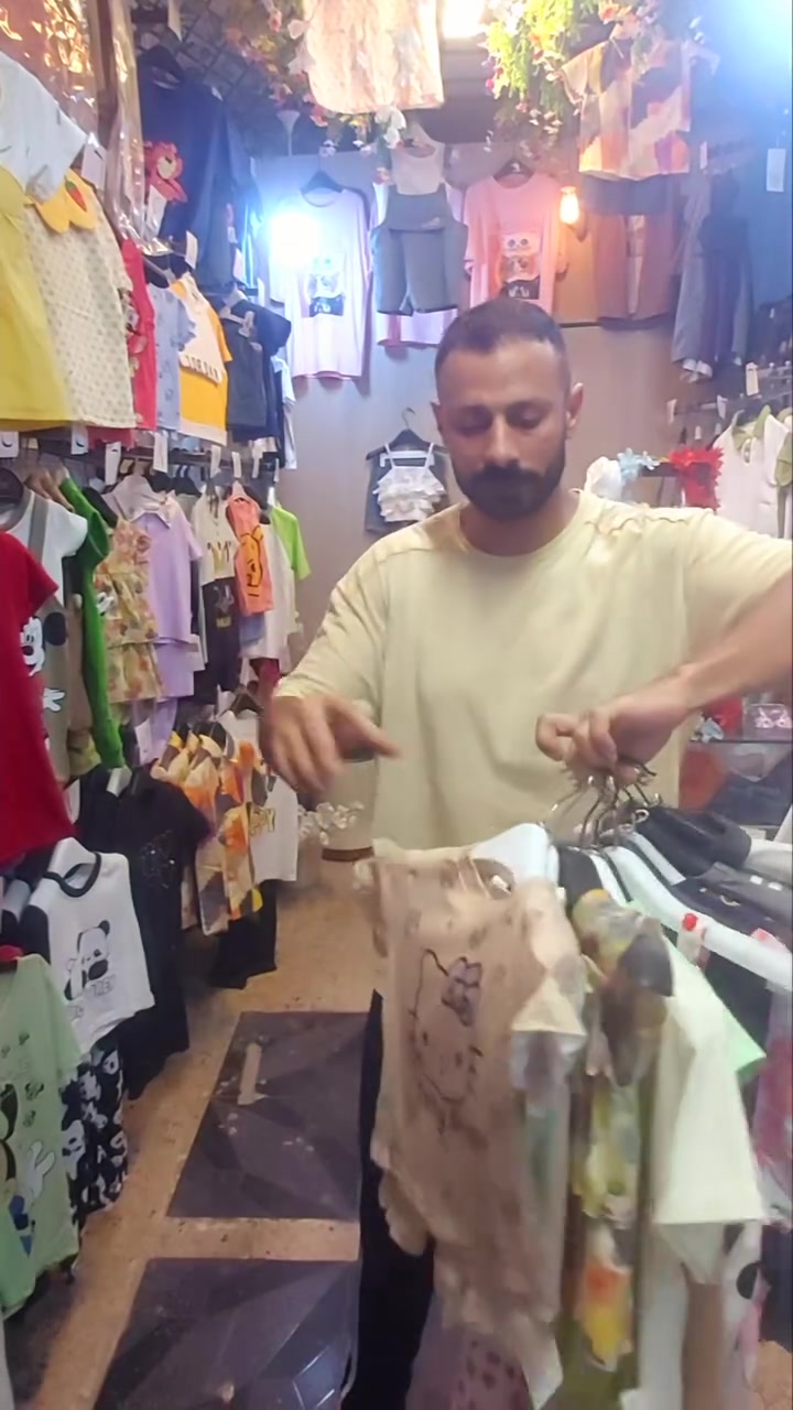 🤯🧨 عروض نهاية الموسم 🔥🤯
💣اي قطعة داخل المحل 5 الف دينار فقط 🔥💣
📍الرمادي العزيزية خلف مستشفى الصفوة مجاور رعد البيار للموبايل 
🛵 يوجد خدمة توصيل 🚖
☎️***********📞
#الرمادي #الانبار #عروض
