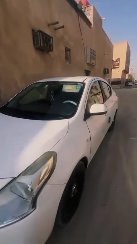 سلام عليكم نيسان سني هندي بليته زركه مديلي 2022
مكينه وكير وتبريد كفاله ضربه بضاملق الورا وجاملق كدام صفحت سايق بس رش سياره تخبل الله شاهد سعره 100 مو شراي لا يتعبنه
*********** مكاني بصره زبير 
متوفر بس وتساب
