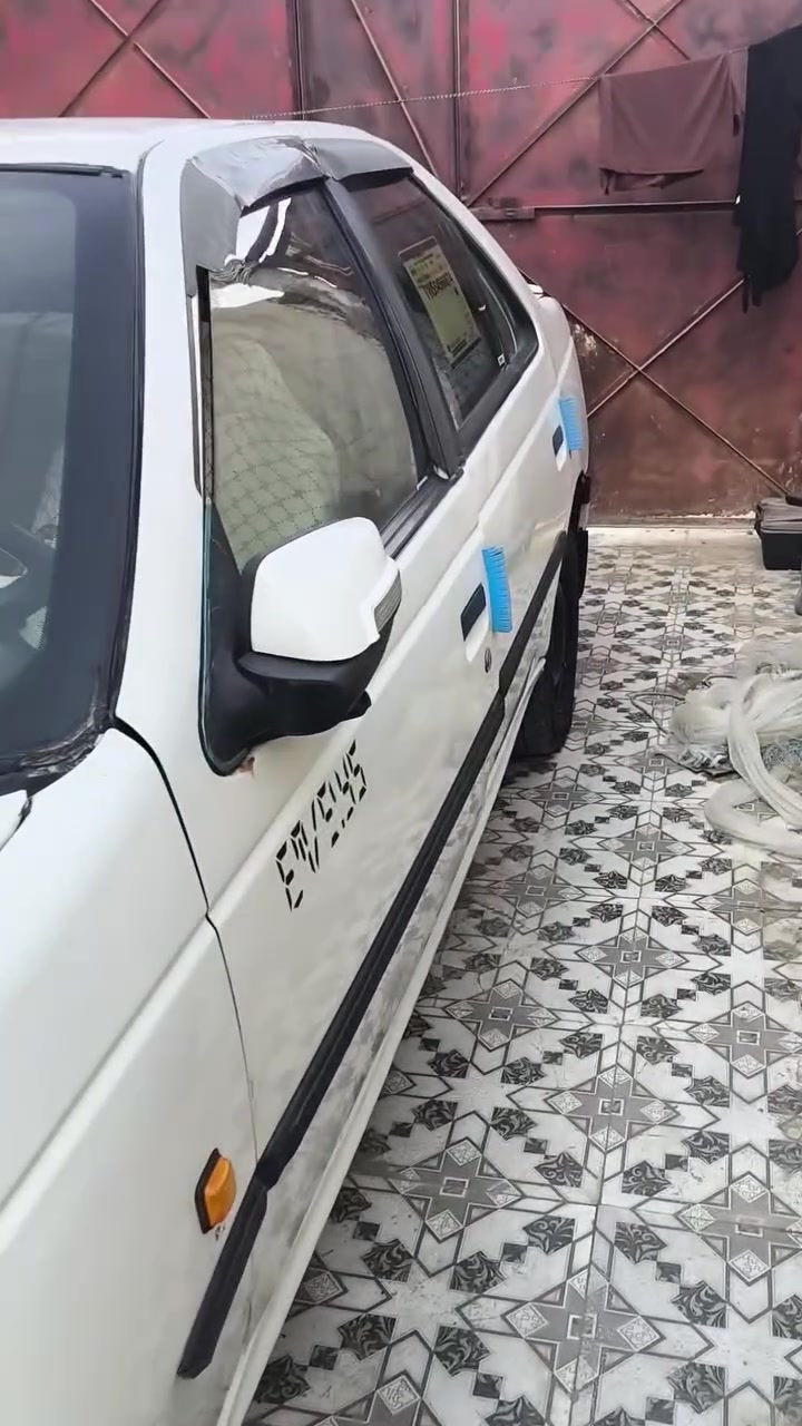 سلام عليكم بيجو 405 موديل 209 نضيفه اوحلوه سنويه منتهيه بل 22 ماعيله اي قرامه سياره كير مكينه جدد كهربائيات دوشمه تخم تاير بس التبريد عوزه راديتر السعر 27بيه مجال حك الجيه ***********

