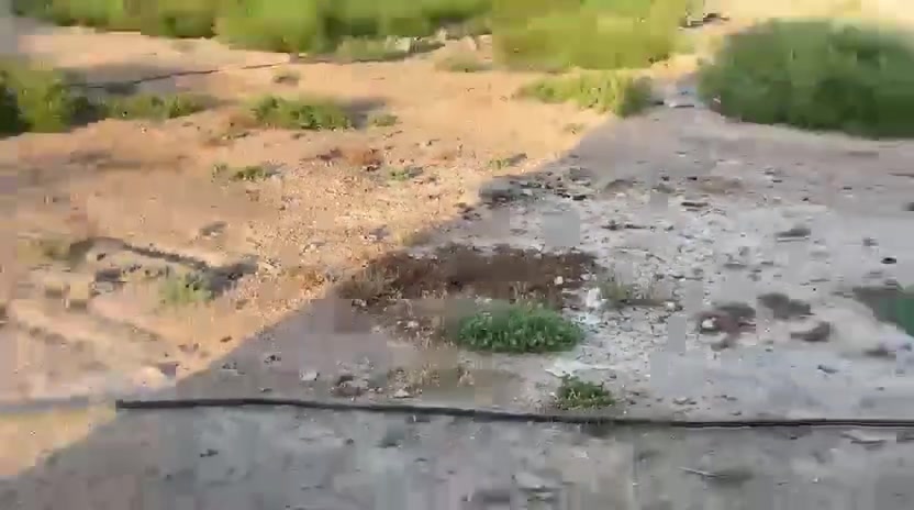 السلام عليكم
بيع قطعه أرض مستعجله

العنوان هورجب شارع المفاليس مساحه 300

 سند 25

شارع مكصوص هل  ايام يتبلط مفروش سبيس ماء كهرباء واصللها

للاتصال....***********

