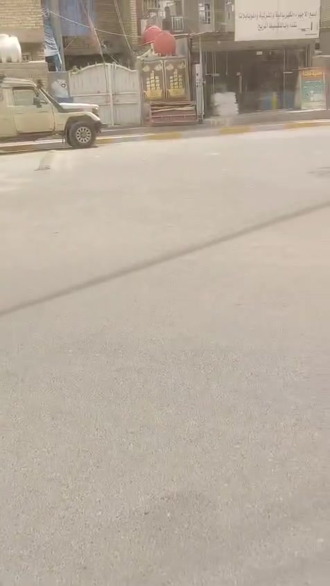 اسلام عليكم بيت للبيع مساحه 214
الواجه 10 متر
النزال 21 اونص
يحتوي على استقبال او هول خمس غرف نوم
او  حمامات اثنين او تواليت اثنين
المكان الشعب حي جزائر مقابيل شارع 25 على شارع سايدين
الرقم *********** يوجد واتساب
