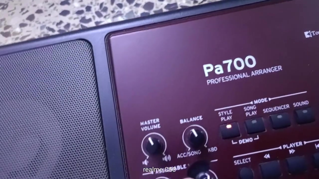 السلام عليكم كورج 700 أخو الجديد مامفتوح ابد برنامج فول وجنطه السعر 8 ونص نهاية مكان بغداد الزعفرانيه ***********

نص مكتوب في الصور:
- realme C55